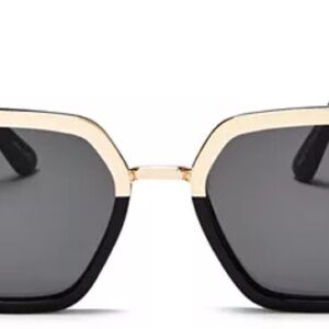 Quay and Jacklyn hill collab UPGRADE Elegant Black and Gold Sunglasses